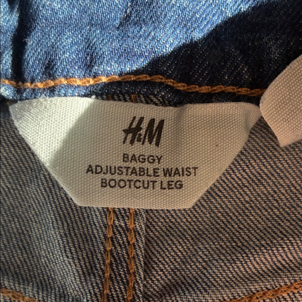 H&M Adjustable Baggy Blue Jeans - Picture 3 of 8